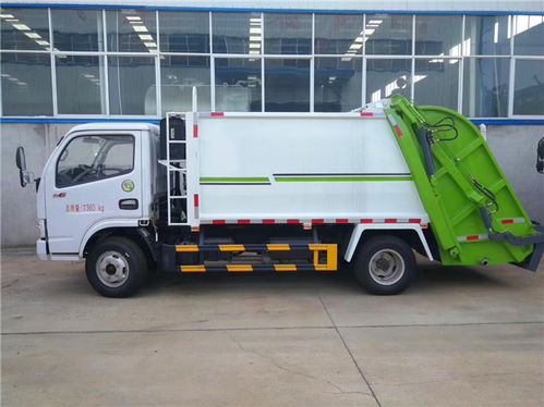 商丘市東風(fēng)掃路車與洗掃車價(jià)格及生產(chǎn)廠家概覽 聚焦吸塵車系列